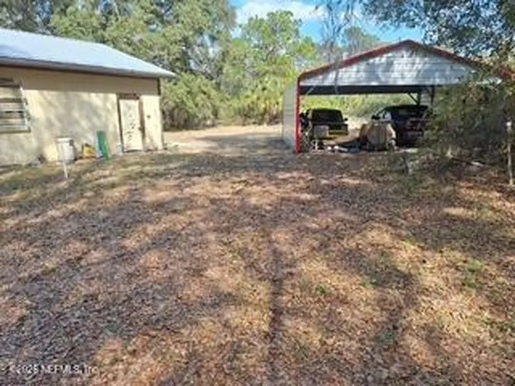 197 County Road 207a East Palatka FL 32131