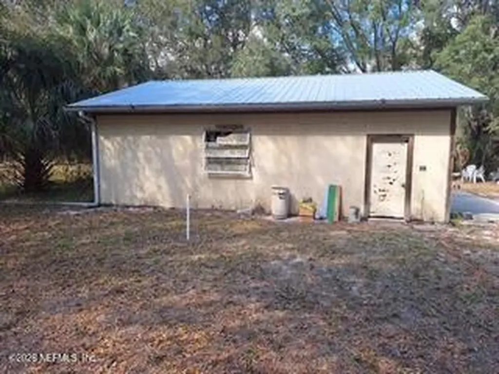 197 County Road 207a East Palatka FL 32131