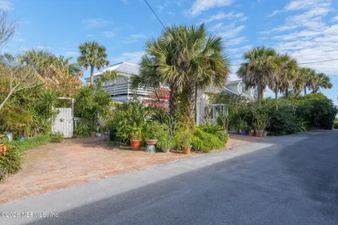 211 Beach Avenue Atlantic Beach FL 32233