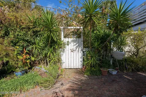211 Beach Avenue Atlantic Beach FL 32233