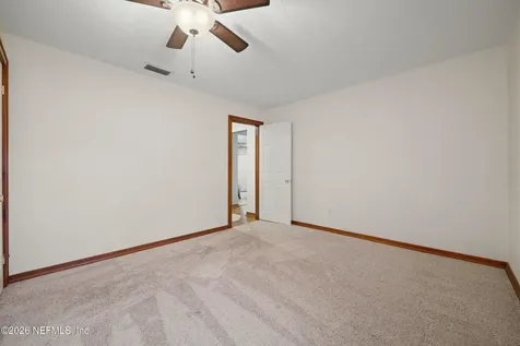 689 S Highway17 San Mateo FL 32187