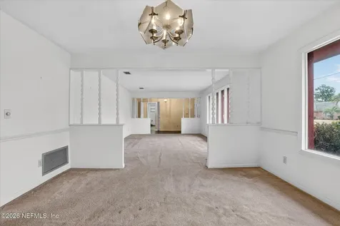 4219 La Losa Drive Jacksonville FL 32217