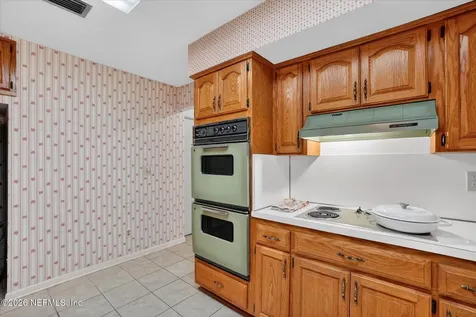 4219 La Losa Drive Jacksonville FL 32217