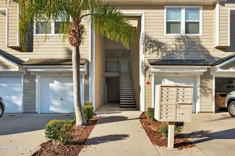 8188 Cabin Lake Circle Jacksonville FL 32256