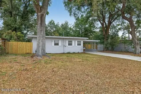 7143 King Arthur Road N Jacksonville FL 32211