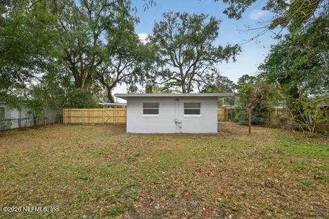 7143 King Arthur Road N Jacksonville FL 32211