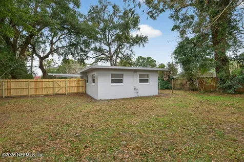 7143 King Arthur Road N Jacksonville FL 32211