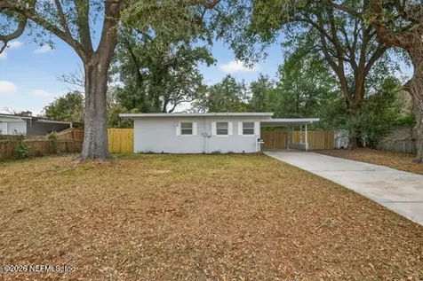 7143 King Arthur Road N Jacksonville FL 32211