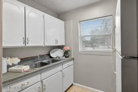 7143 King Arthur Road N Jacksonville FL 32211