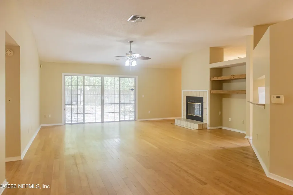 8066 Dickie Drive Jacksonville FL 32216