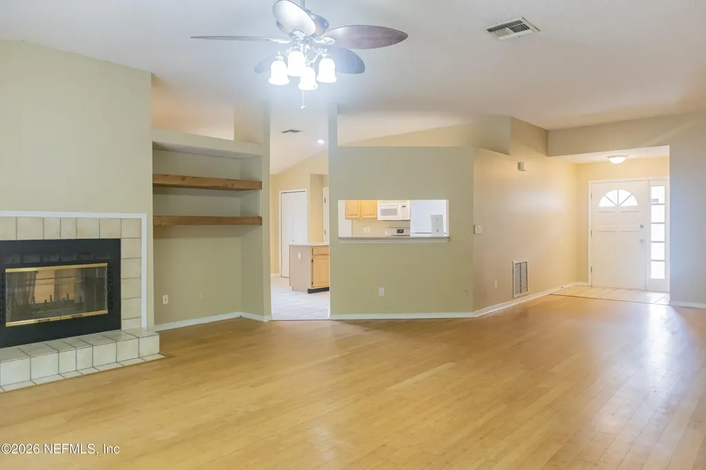 8066 Dickie Drive Jacksonville FL 32216