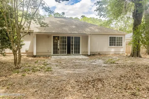 8066 Dickie Drive Jacksonville FL 32216