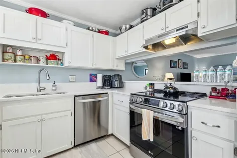 925 Tarpon Avenue Fernandina Beach FL 32034