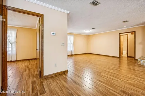 6048 Woodelm Drive Jacksonville FL 32218