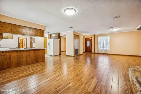 6048 Woodelm Drive Jacksonville FL 32218