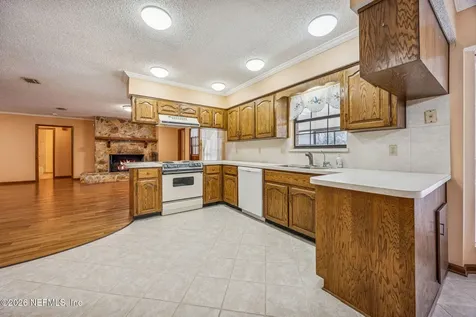 6048 Woodelm Drive Jacksonville FL 32218