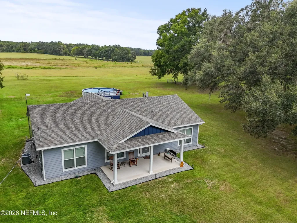 3259 SE 90th Avenue Newberry FL 32669