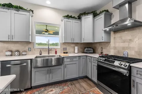 3259 SE 90th Avenue Newberry FL 32669