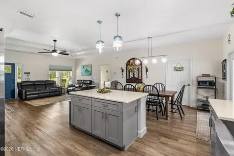 3259 SE 90th Avenue Newberry FL 32669