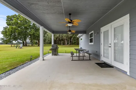 3259 SE 90th Avenue Newberry FL 32669