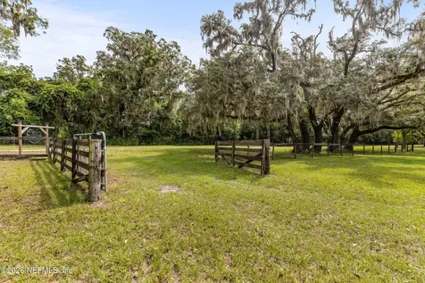 3259 SE 90th Avenue Newberry FL 32669