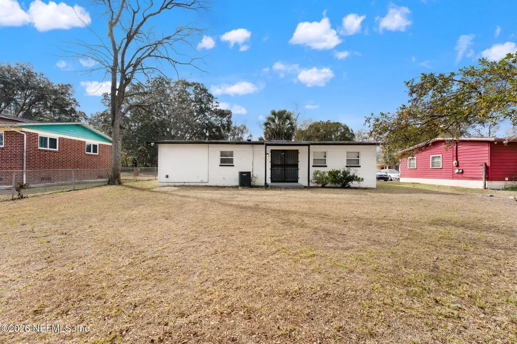 5017 Dostie Drive S Jacksonville FL 32209