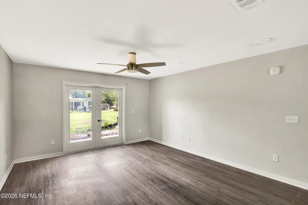 10109 Old Street Augustine Road Jacksonville FL 32257