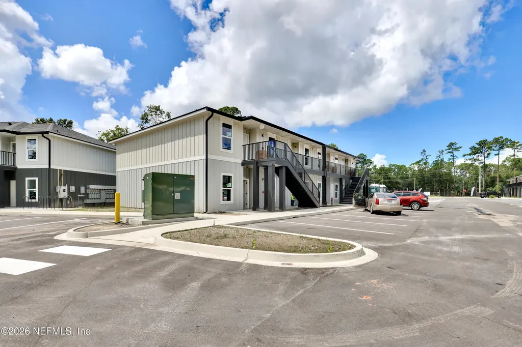 10109 Old Street Augustine Road Jacksonville FL 32257