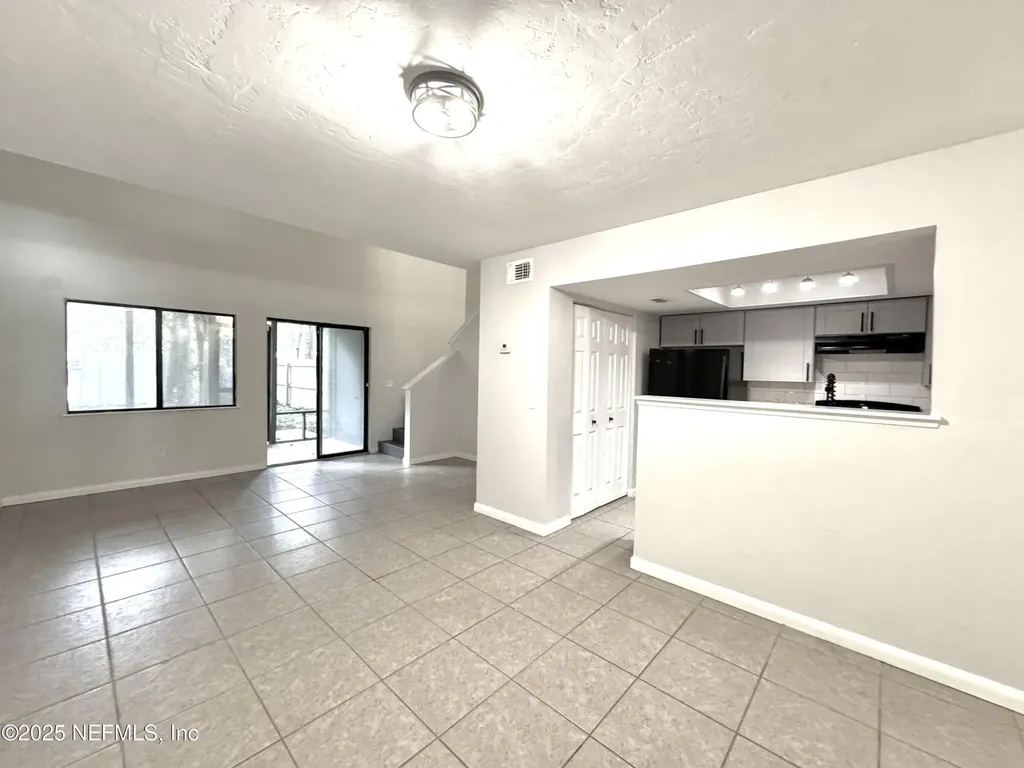2964 Songbird Drive Jacksonville FL 32233