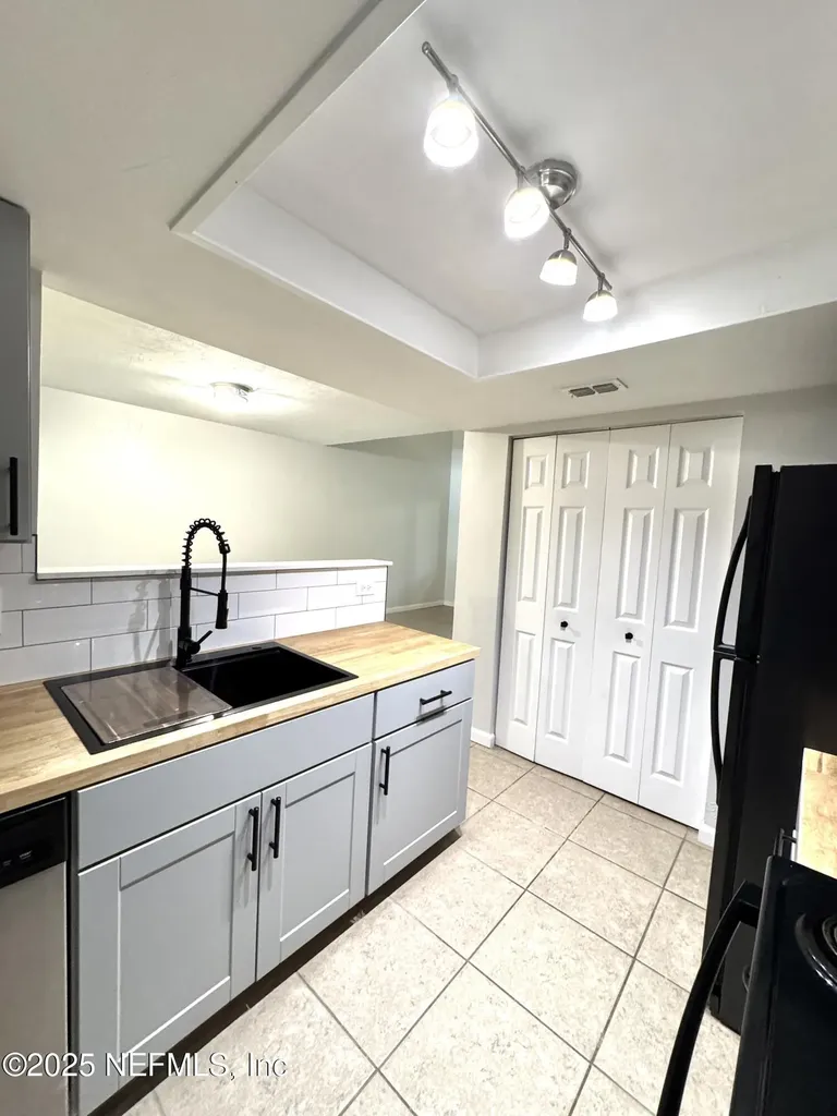 2964 Songbird Drive Jacksonville FL 32233