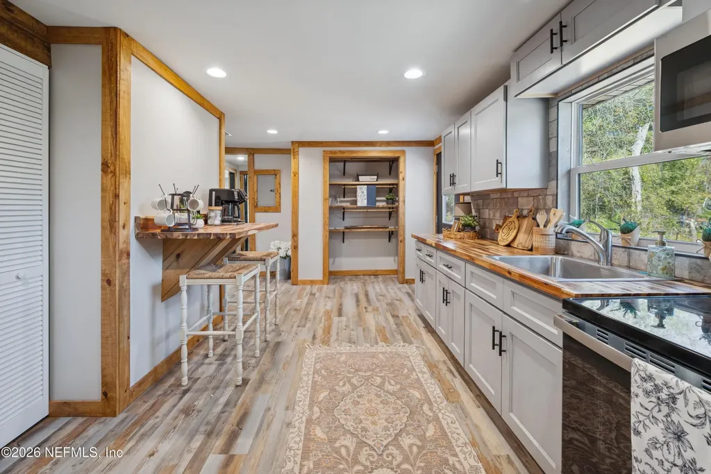 4193 SE 8th Avenue Melrose FL 32666