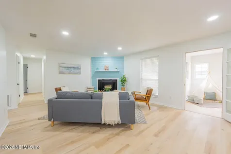 2826 Water View Circle Jacksonville FL 32226