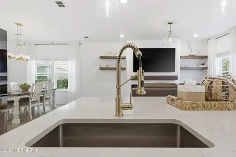 270 Clifton Bay Loop St. Johns FL 32259