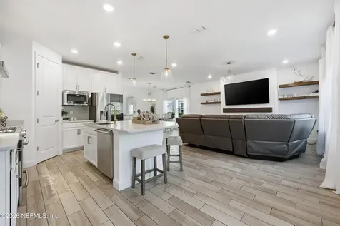 270 Clifton Bay Loop St. Johns FL 32259