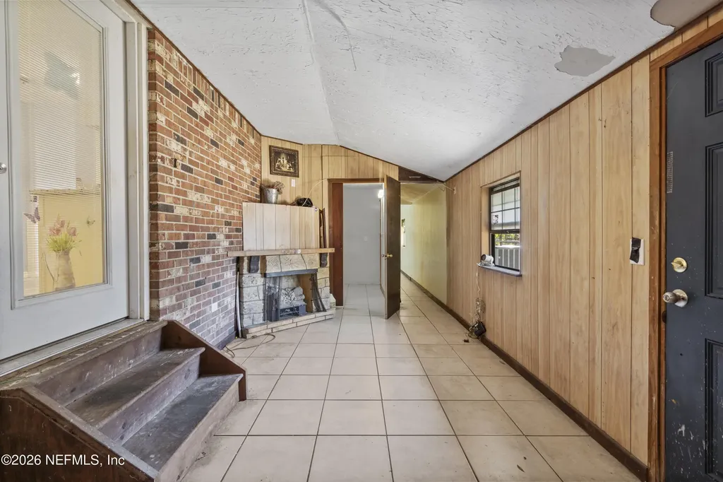 101 S Oakridge Avenue Green Cove Springs FL 32043