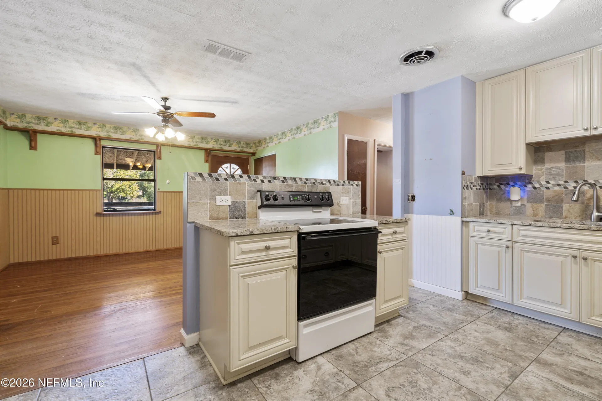 101 S Oakridge Avenue Green Cove Springs FL 32043