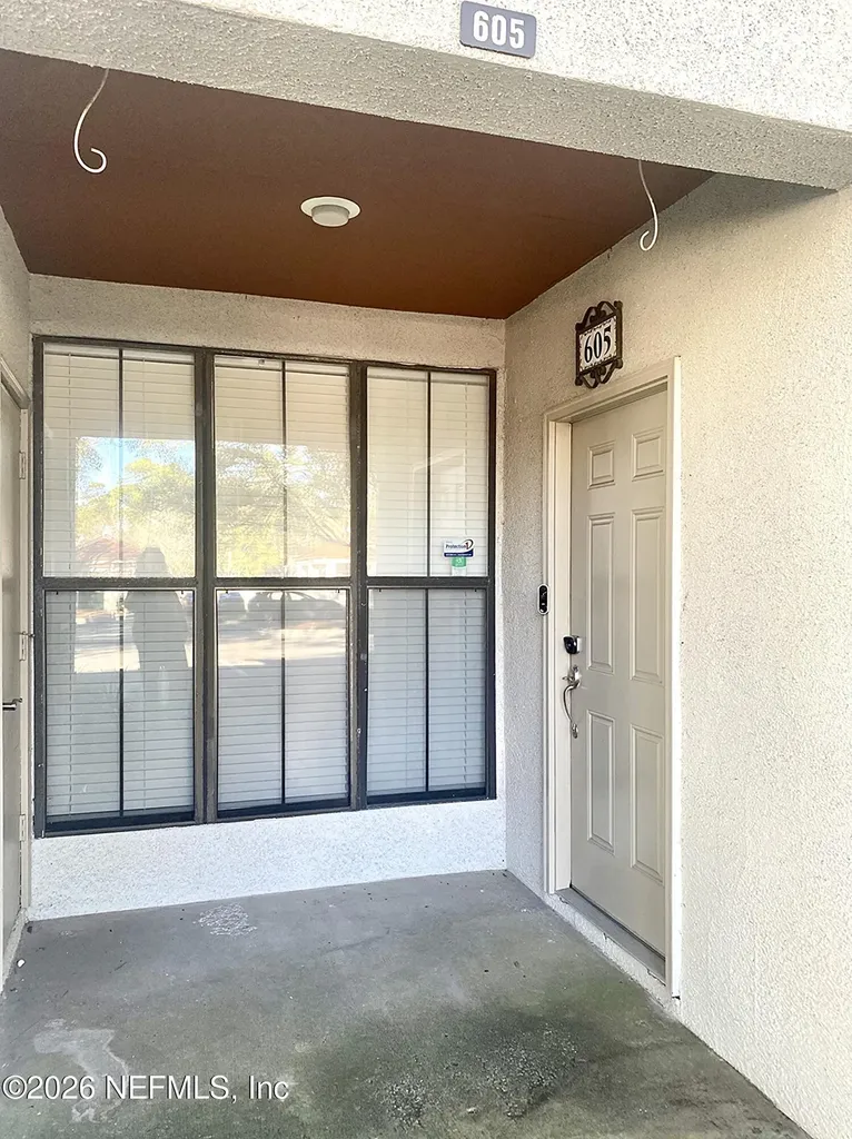 605 Clubhouse Court Jacksonville FL 32256