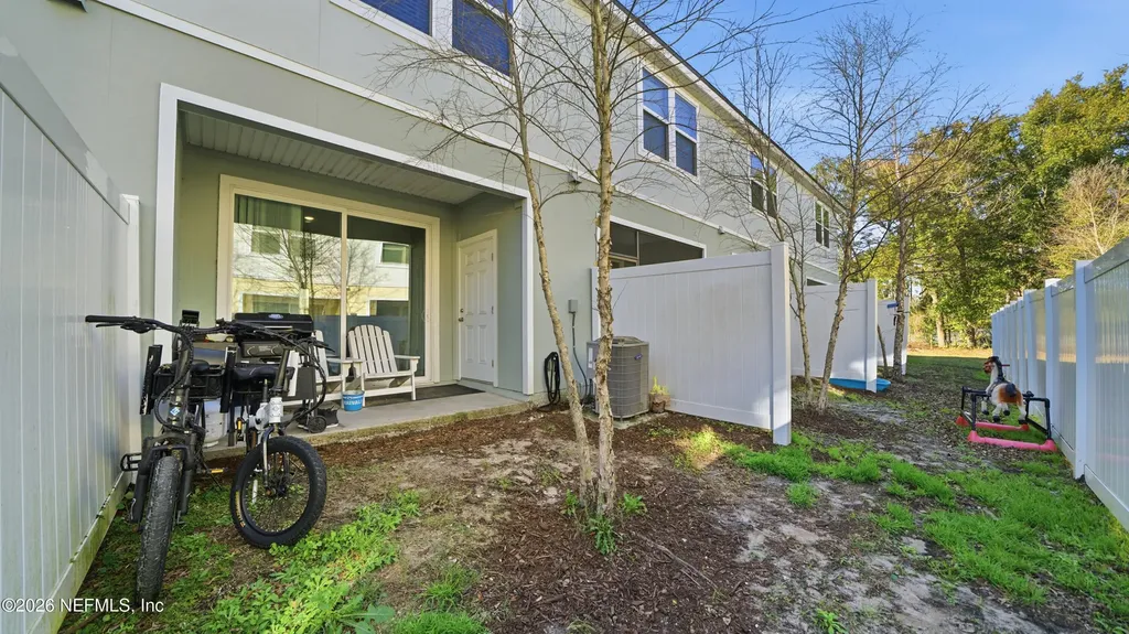 2848 Black Buck Circle Jacksonville FL 32225