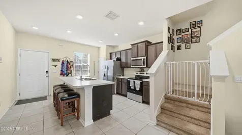 2848 Black Buck Circle Jacksonville FL 32225