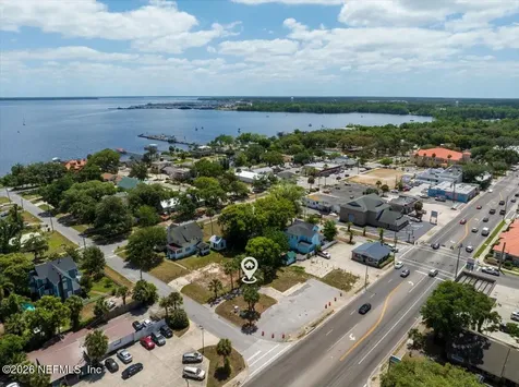 208 N Orange Avenue N Green Cove Springs FL 32043