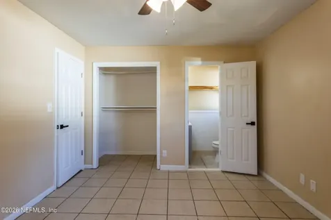 6853 London Bridge Lane Jacksonville FL 32210