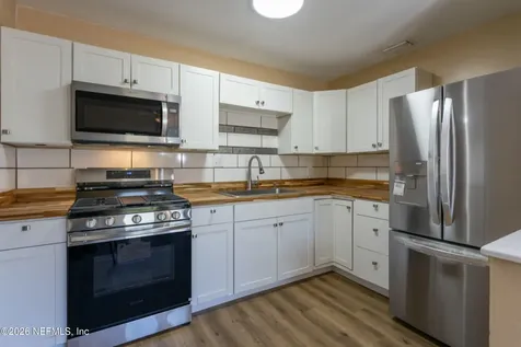 6853 London Bridge Lane Jacksonville FL 32210
