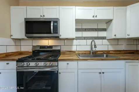6853 London Bridge Lane Jacksonville FL 32210