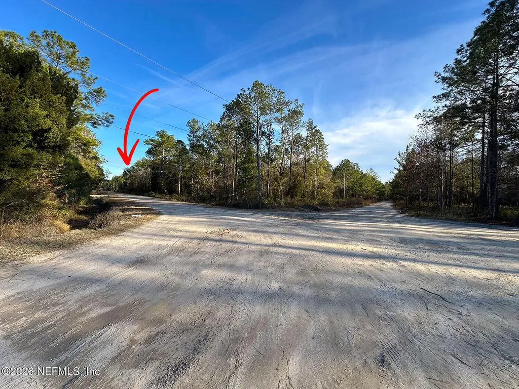 0428 Division Street Hastings FL 32145