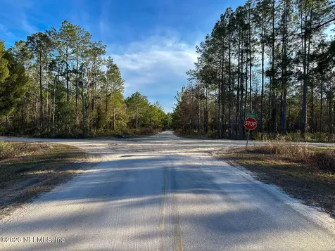 0428 Division Street Hastings FL 32145
