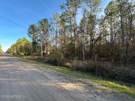 0428 Division Street Hastings FL 32145