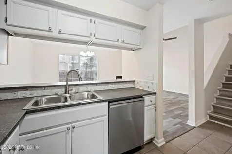 12763 Ashbrook Circle W Jacksonville FL 32225
