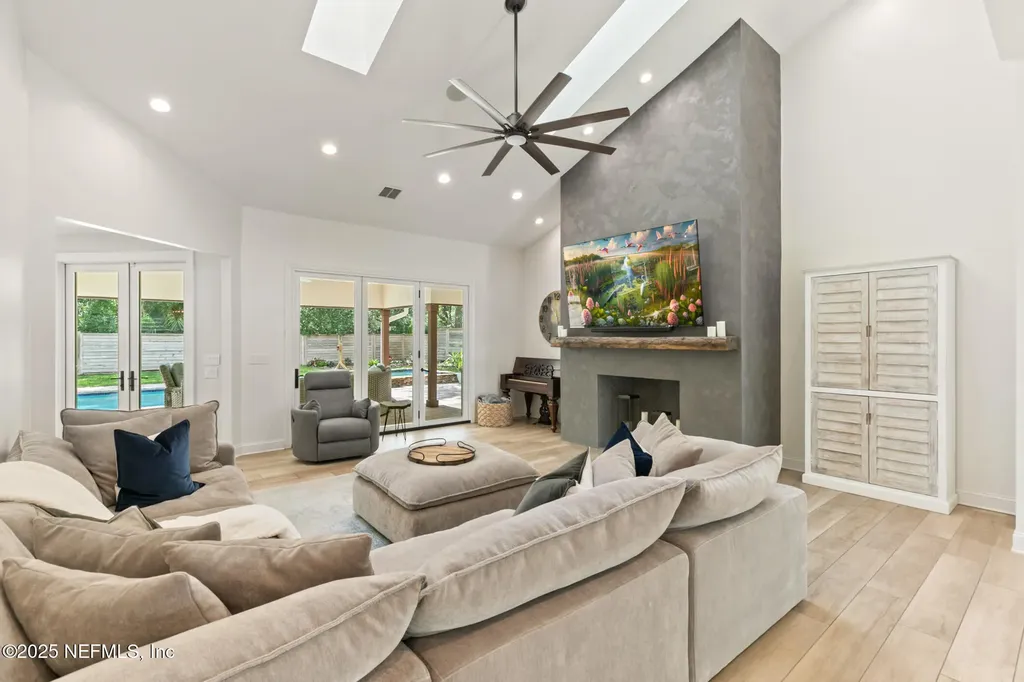 2341 Fiddlers Lane Atlantic Beach FL 32233