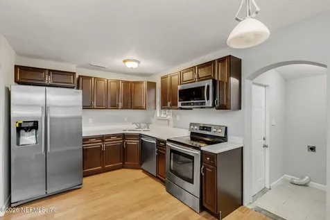 4472 Melvin Circle E Jacksonville FL 32210