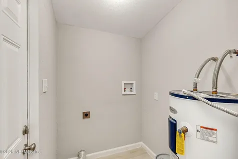 4472 Melvin Circle E Jacksonville FL 32210
